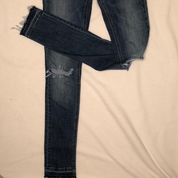 Jeans - Picture 3 of 4